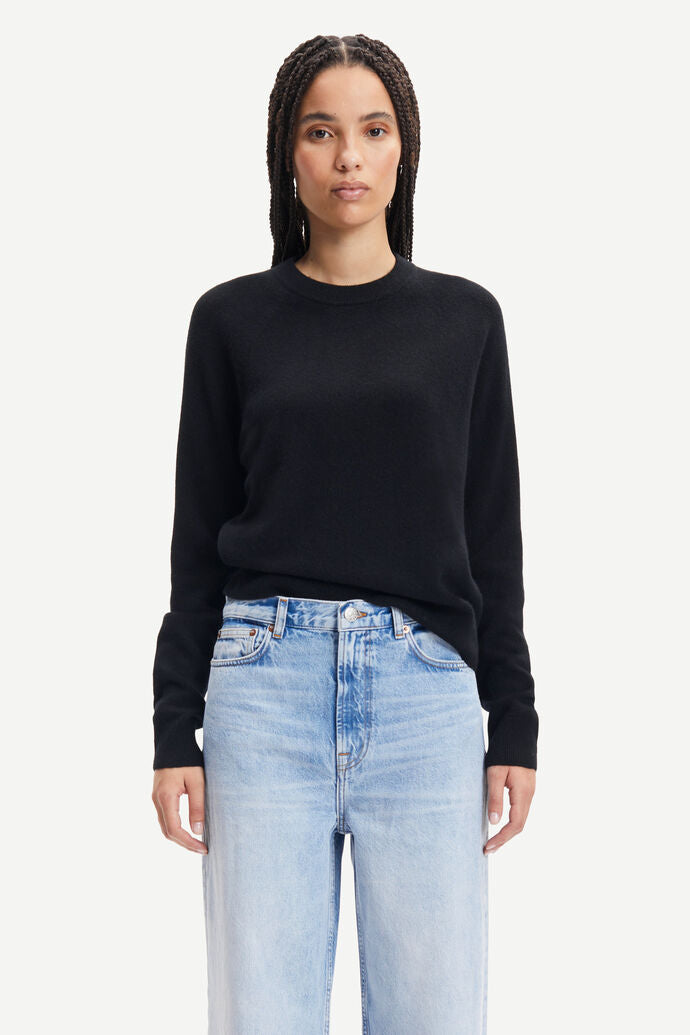 BOSTON O-NECK