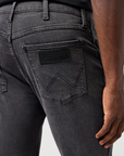 Larson 812 Slim Tapered - WRANGLER