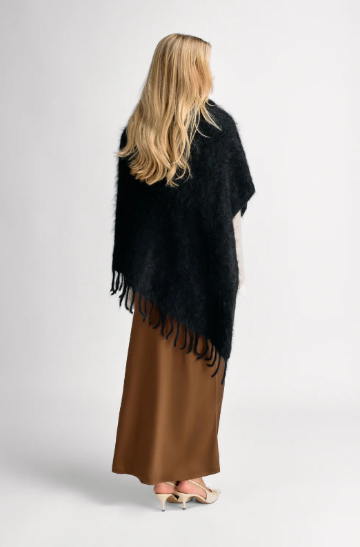 Hedy Turtleneck - Urban Pioneers