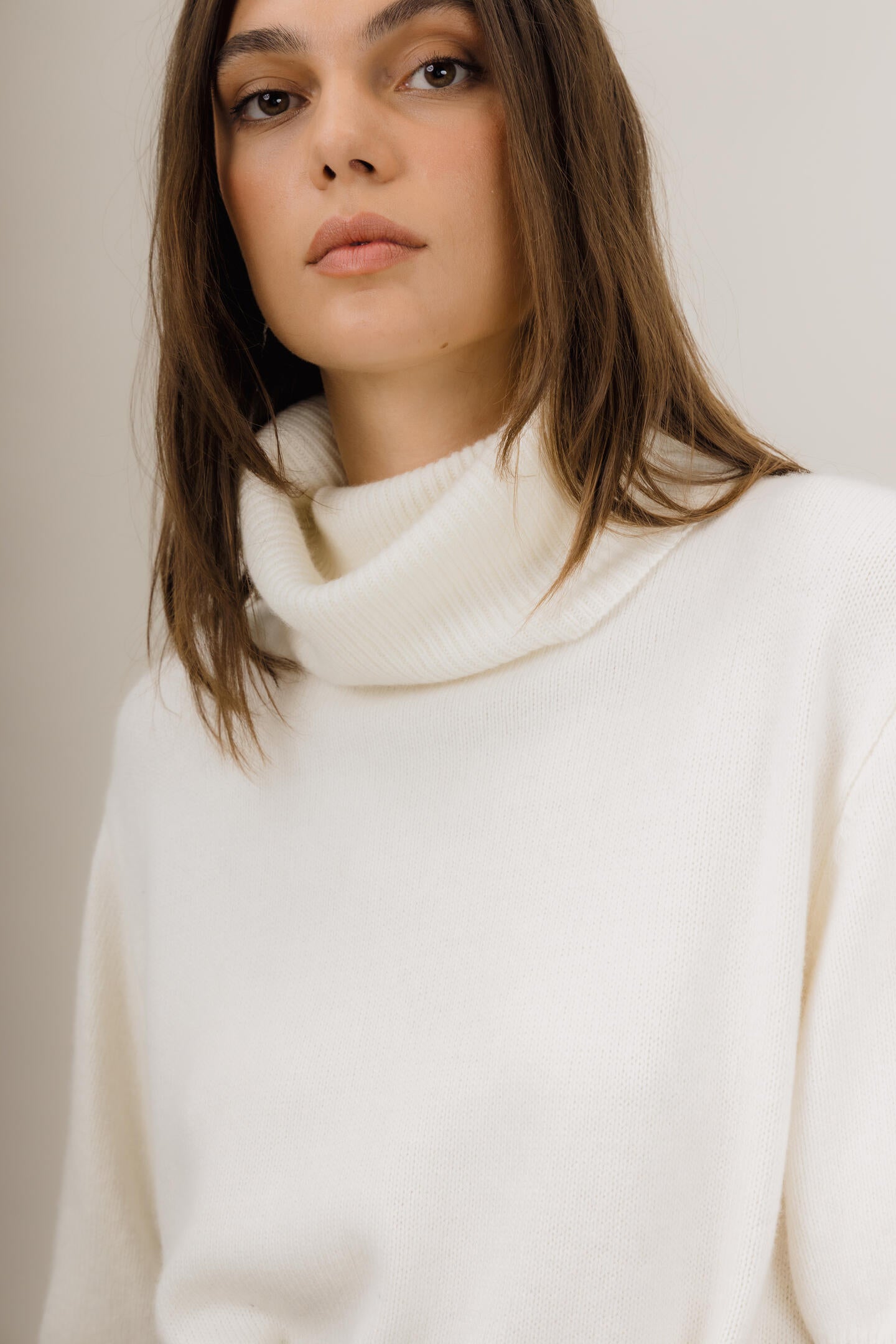 Arwyn SS Turtleneck