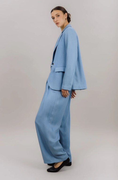 Tharia Blazer - Urban Pioneers