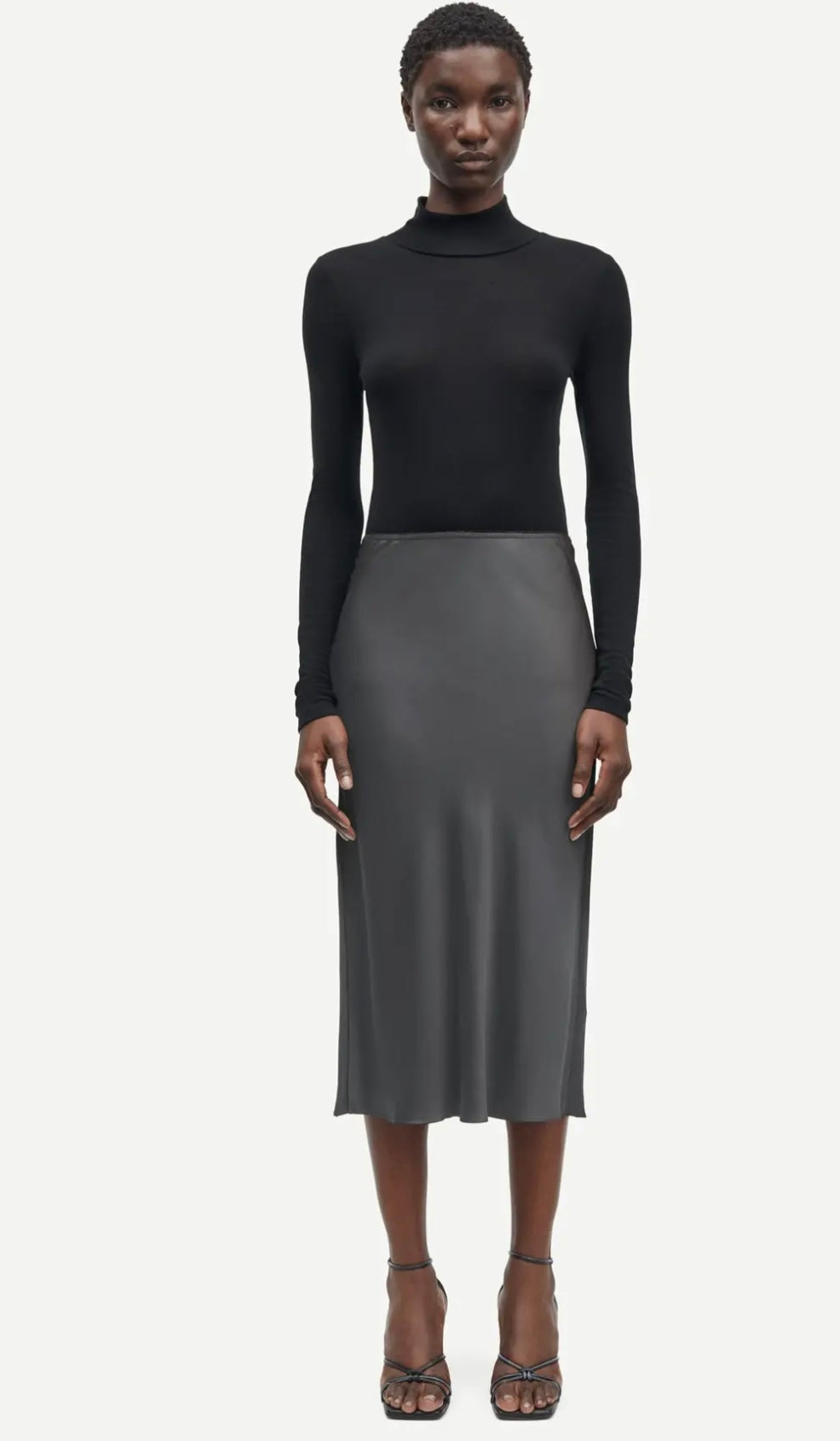 Saagneta skirt